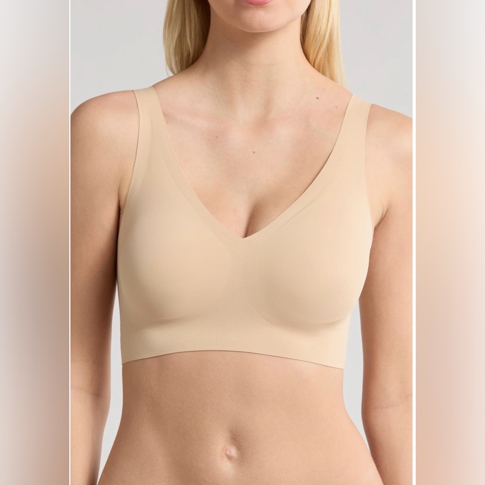 True & Co. True Body Boost V-Neck Bra